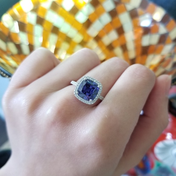 💜9.5ct Tanzanite and Sterling Ring💜 - Picture 5 of 6